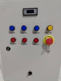 بوردات للبيع يوجد شنايدر و جنت موصفات عاليه ضمان 6 أشهر  اسعار جمله ال...