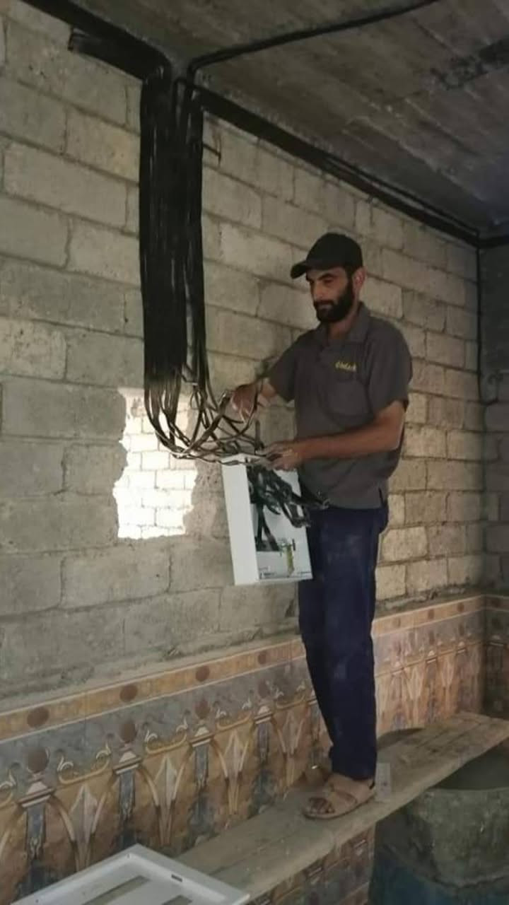 سلام عليكم مستعدون للعمل جميع ما يخص عمل الكهرباء 💡 تئسيس بوري  سيمنز  تري كيبل بكادر متميز 🦾وسرع في العمل ⚒لتواصل عبر الواتساب ☎️او التصال على الرقم ***********📞 معا منزل الأحلام للتأسيس الكهرباء ⚡️
