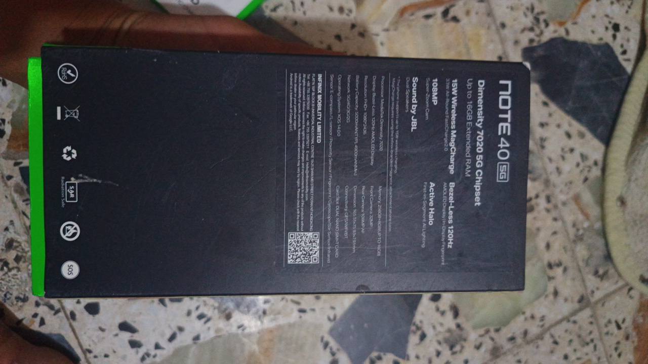 نوت 40 5G • ٨+٨ رام • ٢٥٦ جيجا