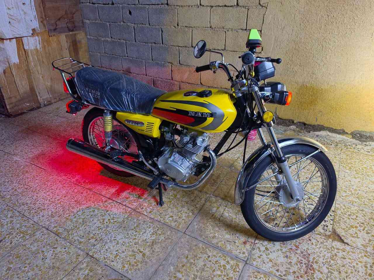 سلام عليكم اربعه كير للبيع اخت الأصلي اورق سكنر 3احرف دراجه مكفوله كفاله عامه سعره 750@@***********
