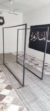 ستاند ملابس ٢ • مكنسة كهربائية • ديوان ٦ قطع