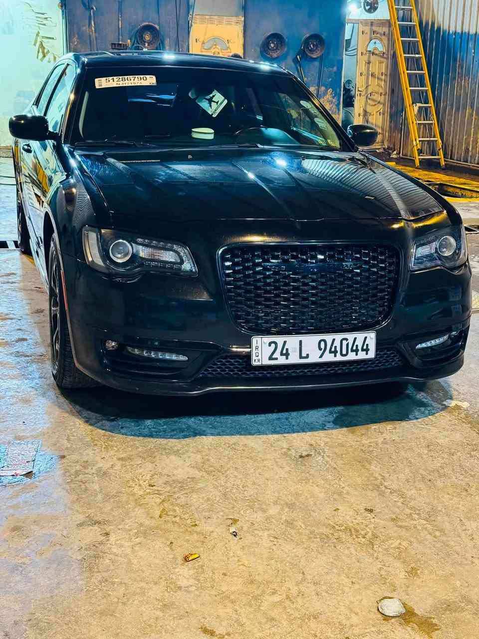 فور ويل 6 سلندر 
ماشية 50000 mi 
بدون ضرر السيارة 
قطعها كلها مسروقة ومرجعة شركة
بيها صبغ جاملغات خلفيه فقط من امريكا بدون ضرر 

بانوراما 
كشنات جلد تدفئة 
نضام سماعات beats
شاشة كبيرة ابل كار بلي واندرويد اوتو 
رقم دهوك باسمي تحويل مباشر 
 سنوية عظم جديدة 
هزة جديدة 

السيارة جداً نظيفة وبوضع الشركة 
وماكو 22 بدون حادث بهيج سعر 
السياره على ايدي ماناقصها شي 

السعر  :  215  
المكان : بغداد الامين الثانيه  
*********** 
  اتصال او واتساب
