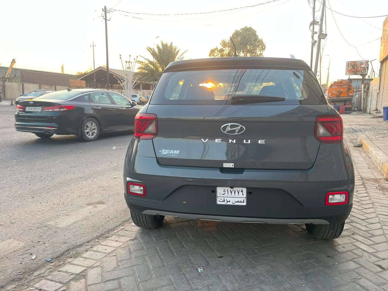 سلام عليكم
هيونداي فينو 2024 فول موصفات  بدون رقم تريد 

حادثهة مرفق بالصور   

بنيد مصلح ومصبوغ بابين  بيهن بارد فقط 

المواصفات:

بصمة/بصمة ابواب/تشغيل عن بعد/شاشة كبيرة /شاشة ديجتال/تدفئة كشنات/درايف مود(3 انظمة قيادة)/ رادار امامي وخلفي وجانبي / حساس نقطة عمياء/ تحكم ستيرن /ويل كب كروم / كروس سرعة / مانع انزلاق /شاحن لاسلكي /لدات امامي/ مكينة 1600 دبل نوزل/ 

عنوان السيارة: بغداد- شارع فلسطين 

للاستفسار  واتصال واتساب 

***********

