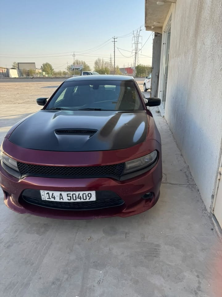 سلام وعليكم
جارجر ارتي 
موديل 18 اصل. لون كرزي 🍒 
مكينه 5.700 8V
حادثهه فقط بنيد صبق 
وبيهه مكانات بارد 
رقم بصره جديد سنويه جديده  ال31
رقم شبه المميز 
مكاني البصره  القرنه
بيع فقط 
سعر 160

***********

