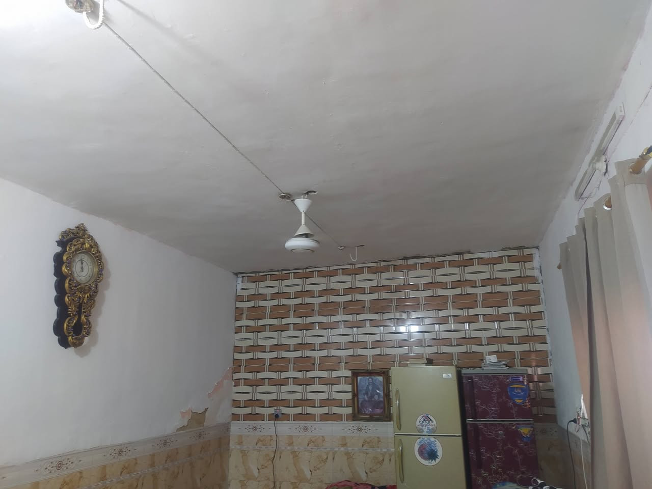 سلام عليكم بيت مساحه 100ابو غرق حي الحسين مجاور مدرسه حسن شحاته نفس البناء الجوه فوك نفسه طابقين يرادله ترتيب سعر المطلوب 85وبي مجال للاستفسار او الاتصال مراجعت مكتب الوارث شارع الامام حي الشرطه 
***********
***********
