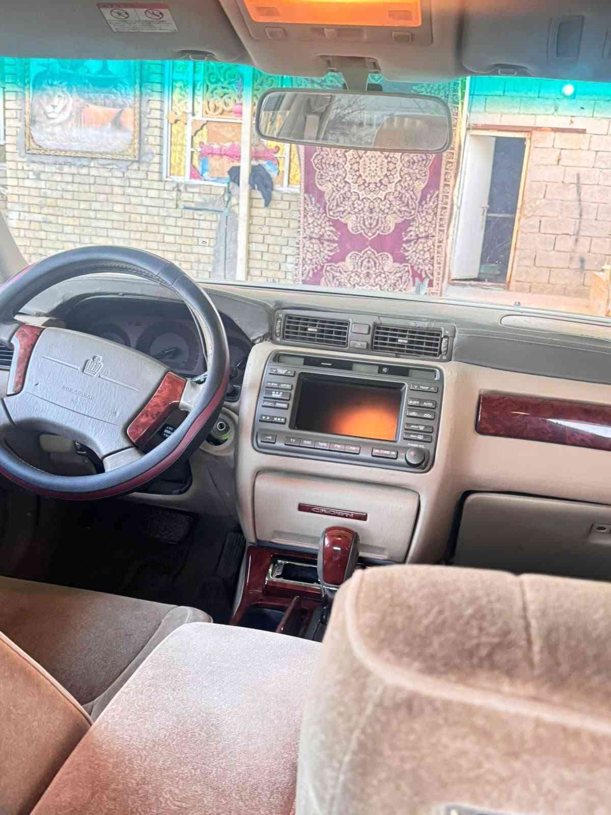 ملكه دخول جديد بعدها بريحه الشركه جاهزه عل اخر حبايه جديده متومه ارقام وسنويه
السعر 35 وبيه مجال للشراي
أدوات أدوات
كصه جنطه شرط الشغل باجات 
تخم تاير جديد 💯
حداده بعده شركه 💯
تبريد ثلج 🥶
سبير بعده مانازل 💯
تحكم بالكشنات دكمتين برده خلفيه 💯
محرك ففتي انسه الصراف 
كير محرك كفاله
االمكان ذي قار 

***********
