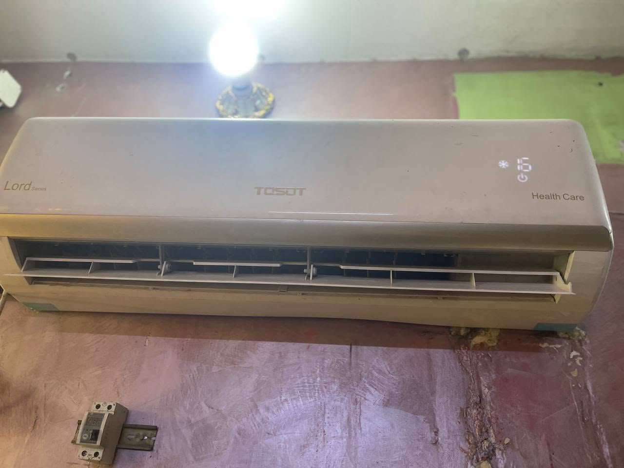 سلام عليكم حبايب عندي سبلت توسوت Tossot طن ونص نضيف جدا يرادله بس غاز وبي ليلك صغير جدا لتواصل *********** او خاص عنواني بغداد الدوره سبلت نضيف وجميل سعر مناسب🩵
