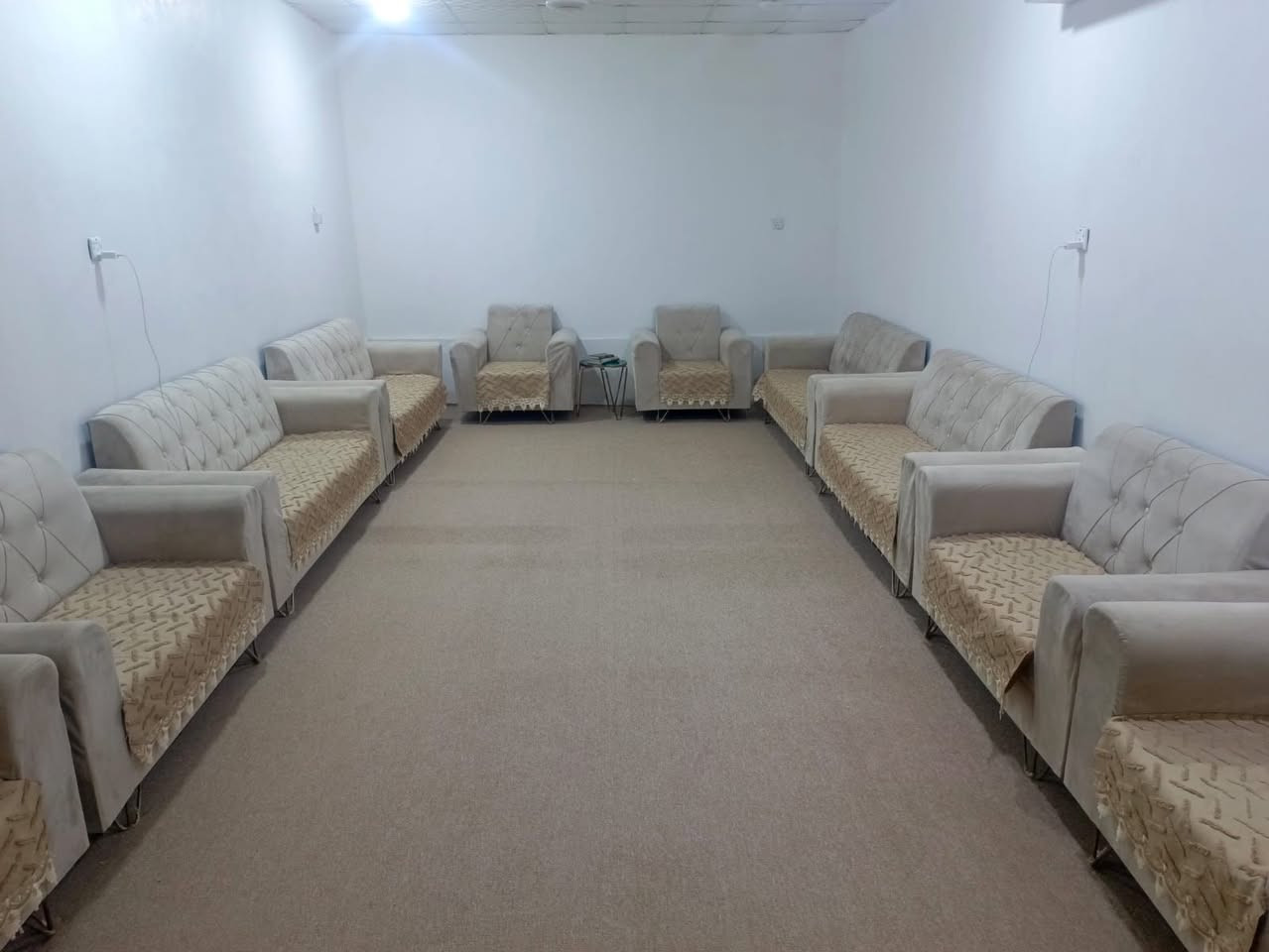 تخم قنفات عشرة قطع السعر٣٥٠ الف ***********
