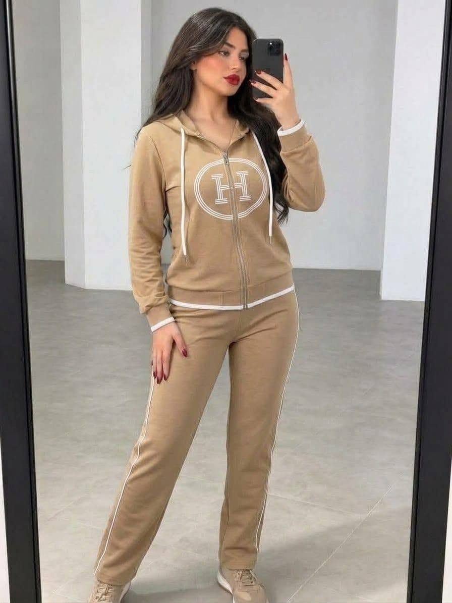 تراك نسائي • مقاس XL-XXL • جودة عالية