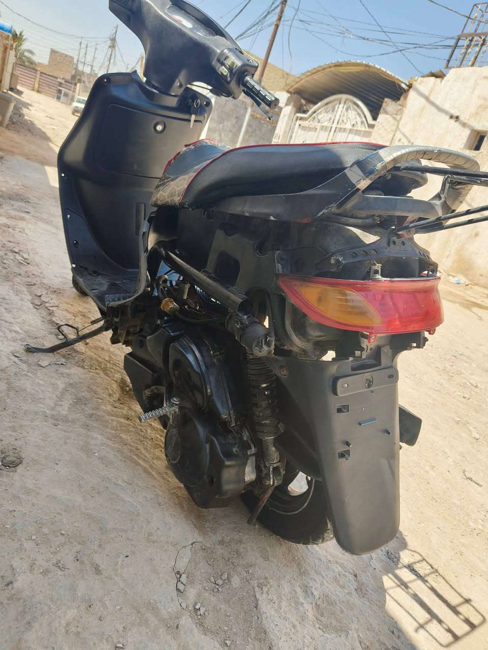 السلام عليكم درجة فراشة للبيع نضيفه مكان نجف300وبيهه مجال لشراي ***********بي وتساب

