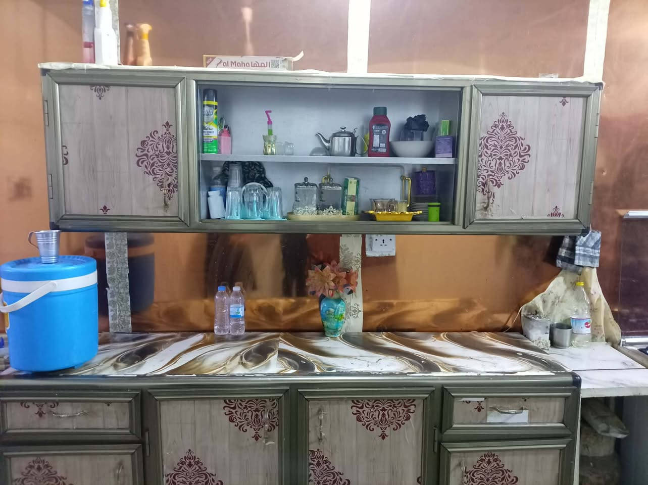 السلام عليكم عندي غراض مستعمله للبيع الاستفسار الاتصال ***********
