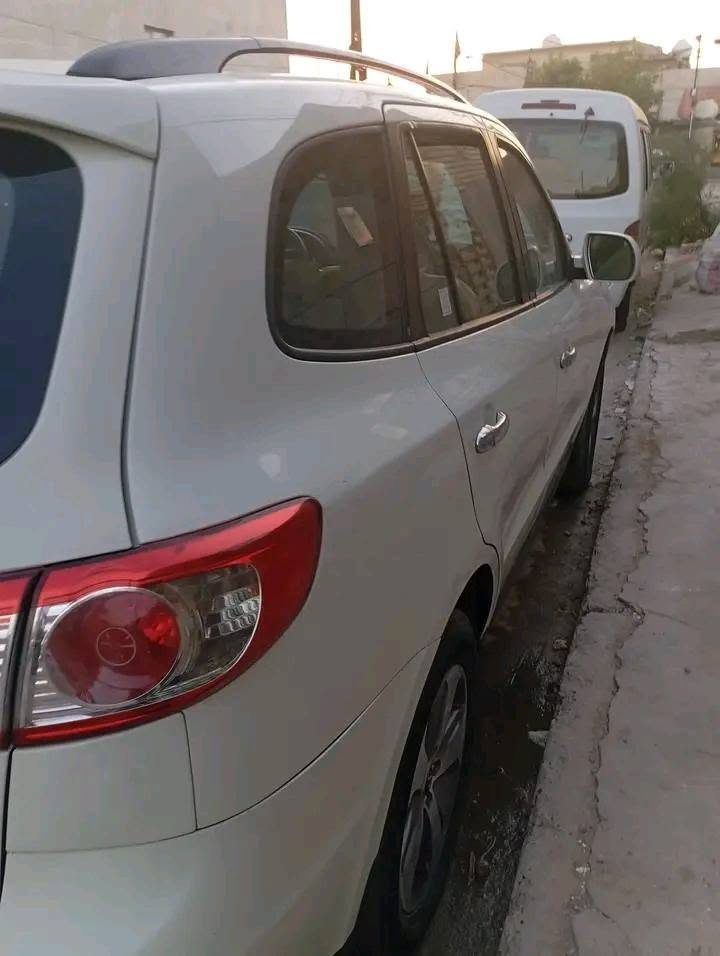 سنتافيا 2012 خليجي للبيع مكينه 2400 سبعة راكب ثلاث قطع تبريد أشاير بالمري شفط تخم تاير تحكم ستيرن سيارة نظيفة ثلاجه چكمچة السعر 127 وبيها مجال الرقم بغداد العنوان بغداد كفاءات العبيدي للأستفسار أكثر *********** متوفر واتساب
