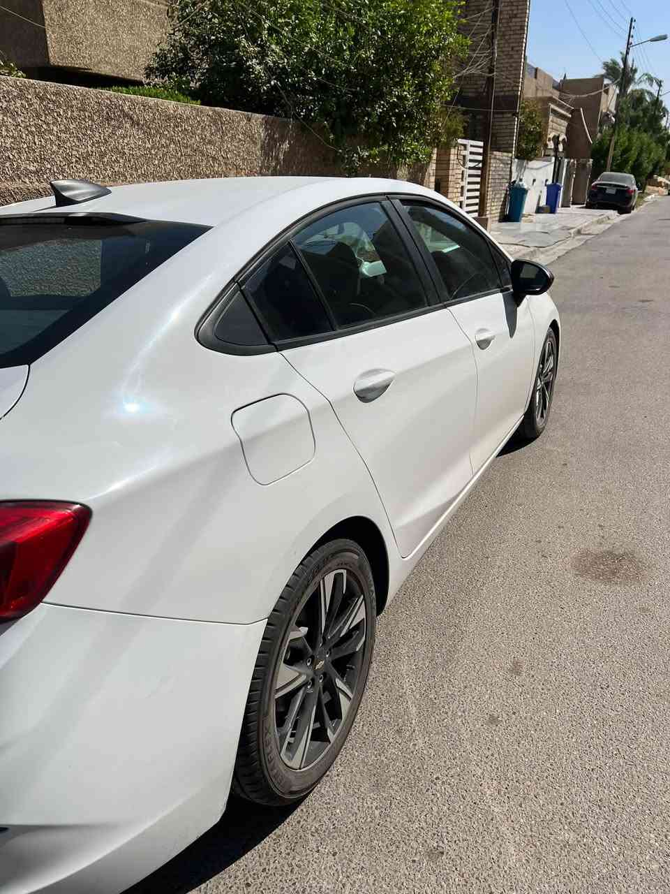 شوفرليت كروز ٢٠١٩رقم اربيل جديد السعر ٨٨وبيها مجال بسيط للشراي حادثها مو موضح بالصور وبيها الصفحه اليمنه كلير من امريكا فقط كلير لا ضربه لا معجون الاتصال ***********

نص مكتوب في الصور:
- BidFax - IAAI انتقال Chevrolet Cruze 2019 White 1.4L 4 vin: 1G1BJ5SM6K7103137 free car ... قد تكون الصور محمية بموجب حقوق النشر. مزيد من المعلومات مشاركة BidFax - IAAI BidFax - IAAI 1G1BJ5SM6K7103137