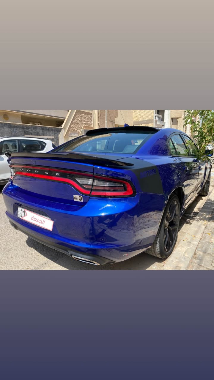 دوج جارجر موديل ٢٠٢٢ فول مواصفات عدا الفتحة SXT بلاص السيارة كشنات تدفئة تبريد كشنات خزن ستيرن كهرباء مري قلاب رادارات لون مميز كير محرك حداديه كله مكفول وبلادي وجاهزة من كولشي ماشية ٧٧ رقم بغداد باسمي  السيارة بيه جاملغ وباب ونص باب وبارد قليل حادث امريكا مكاني كربلاء *********** السعر 198 وبيه مجال قليل كربلاء, العراق
