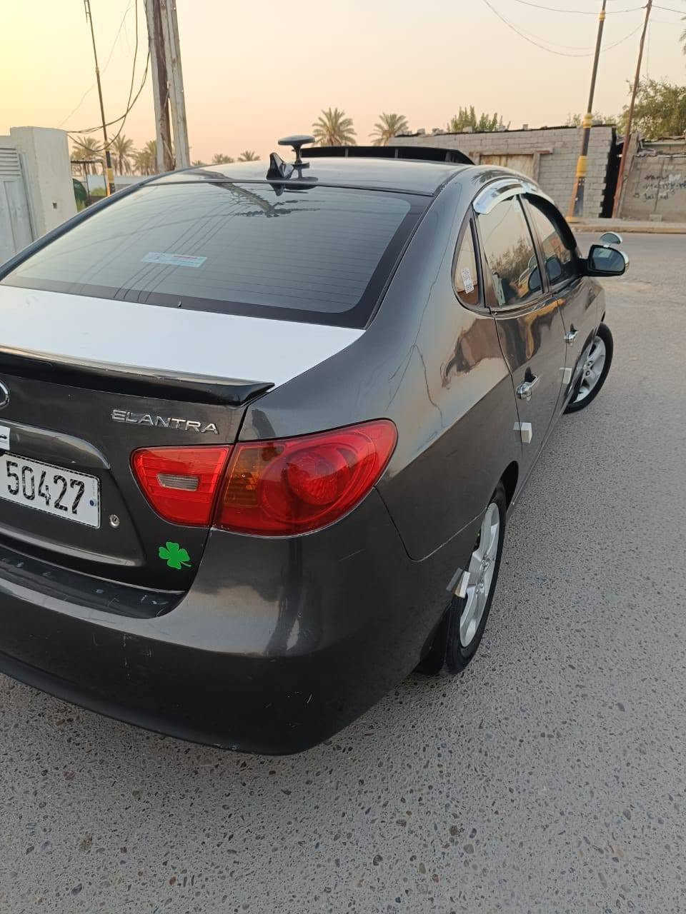 سلام عليكم
للبيع افانتي موديل 2009 خليجي محرك 1600 رقم انبار تحويل 

 تبريد جديد تخم تاير وويل  

سياره مصبوغة حزام 

السعر88 وبيها مجال لشراي مكاني ابو غريب  للاستفسار***********

***********

