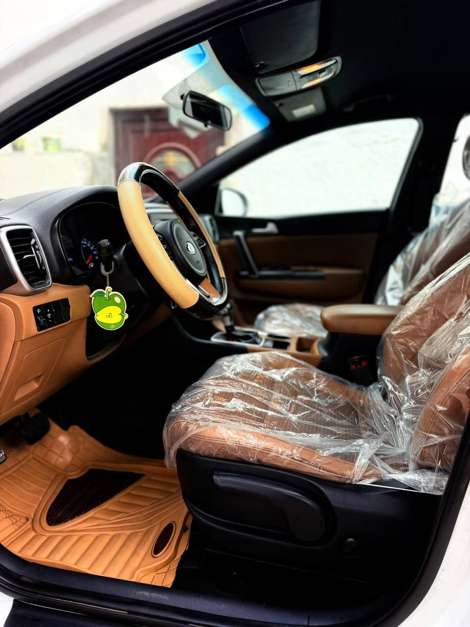 السلام عليكم للبيع سبورتج موديل 2019
خليجي محرك 2000 مكفوله كفاله عامه 

رقم بغداد دولي بسمي شخصياً  تبريد ثلج

حتا الدعاميات مكفولات ماشيه (84كم)

سيارا فول عده الفتحه الشركة الدوليه

 تخم تاير جديد سيارا جديده بمعنى الكلمة  

سعر 169 وبيها مجال العنوان ديالئ رقم 
الهاتف ***********
