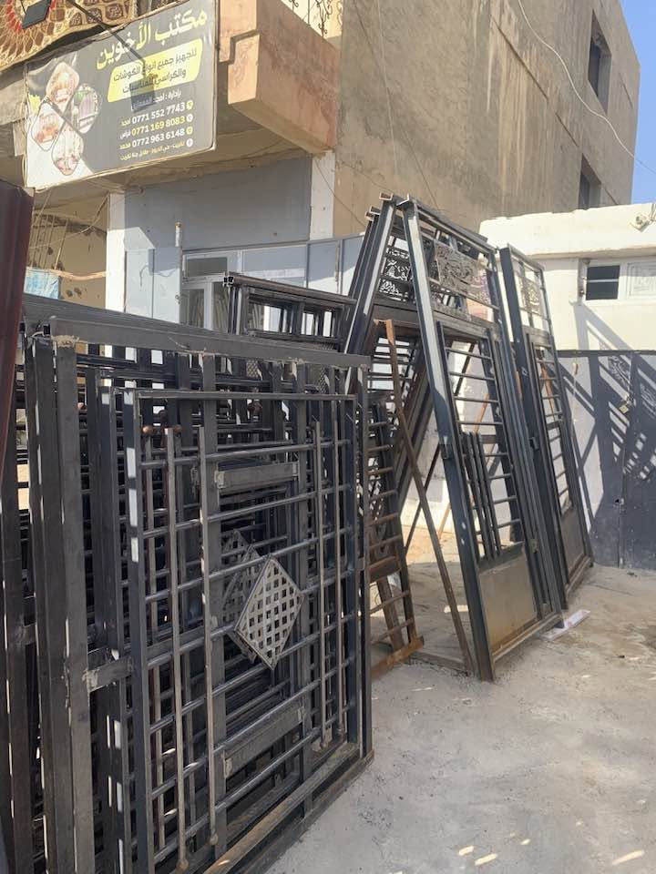 سلام وعليكم 
عروض خاصه انواع الشبابيك والابواب بارخص الاسعار ارخص ناس بصلاح الدين حديد السمك مالته ( 3 ملم ) 
باب مطبخ قياس 100*270 : سعره 150 الف 
باب كندور قياس 125 *270 : سعره 175 الف 
ابواب المناور والبيتونه عندي بـ50 الف 
الشبابيك شباك قياسه 150*150 سعره : 80 الف
شباك قياسه 100*150 : سعره 50
شباك قياسه 150*200 : سعره 125
وموجود انواع القياسات الشبابيك والابواب 
العنوان تكريت الديوم مقابيل مجمع جنه تكريت 
للاستفسار : ***********
الرقم الثاني : ***********
