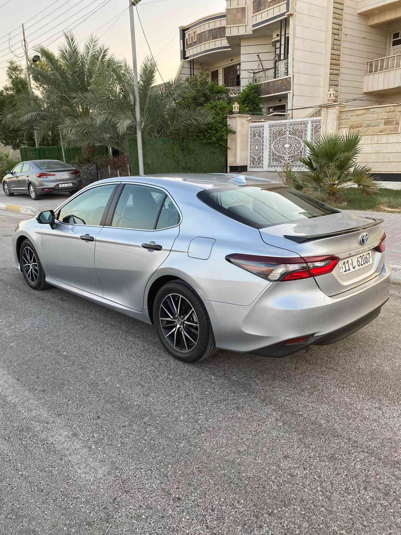 السلام عليكم للبيع كامري موديل٢٢ وارد أمريكي ضرر بنيد فقط مصبوغ المواصفات Le بصمة أبواب بصمة تشغيل كشن كهرباء بصمة صندوق هند بريك كهرباء تحديد مسار رادار تبريد بيانو رقم بغداد باسمي سياره جدا نظيفة وجازه من كلشي وخاليه من اي نقص السعر١٨٠ وبيهه مجال بسيط مكاني الانبار فلوجه غير متواجد خاص للاستفسار 
***********

