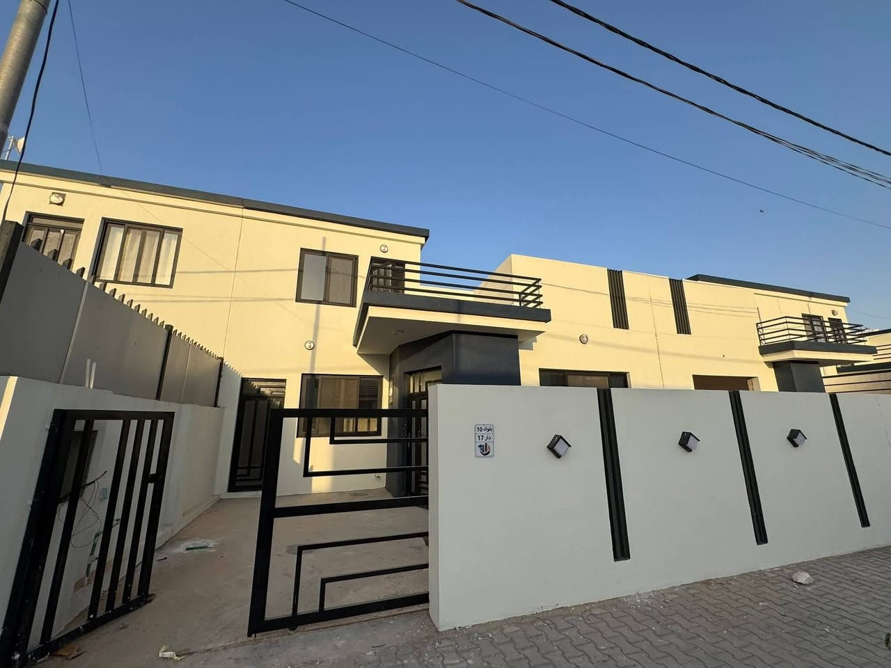 🚨 تطلوعة رمزية جداً ❗️❗️
فرصة ذهبية داخل مجمع النخيل السكني
❗️❗️ هذا العرض نادر
🏡 دار للبيع
📐 مساحة الدار: 200 متر
📍 بلوك 14 – مرحله ثالثه
💰 الواصل: 55 مليون فقط
🔥 سعر مغري وفرصة نادرة للسكن 

✅ موقع ممتاز داخل المجمع
✅ مناسبة للعائلة والاستثمار المستقبلي

#اكتب_تم_توصلك_تفاصيل

📞 للاستفسار***********
https://wa.me/message/AFLBDJBF3WQXH1
