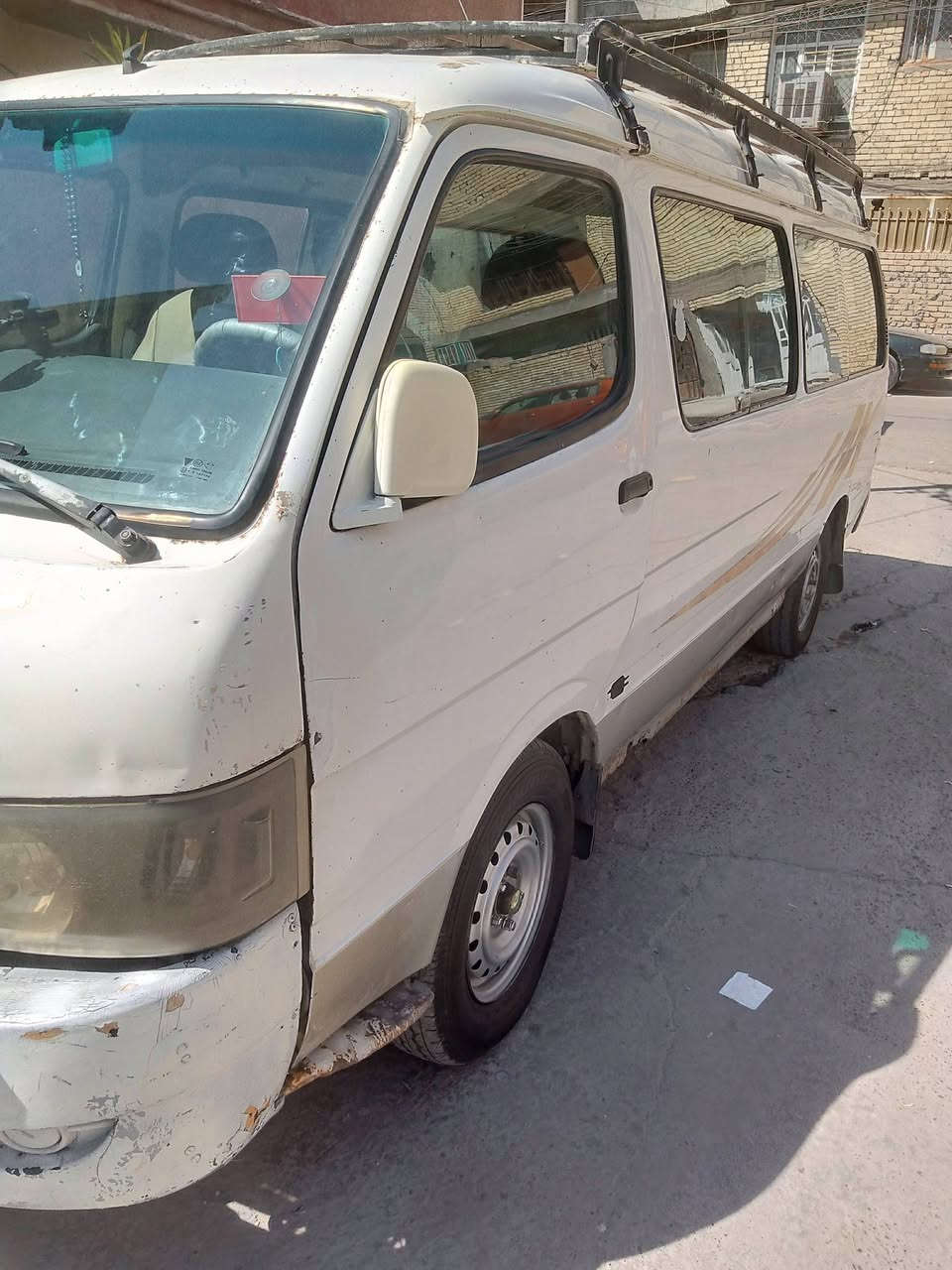 سلام عليكم من رخصت الادمن سياره كنوه فتون للبيع السياره بيها بخار قليل صدر جديد مشط جديد باور جديد تأيرات امامي جدد خلفي نص عمر محرك ياباني كابريتر جديده كله جديد كشنات ستاركس مسجل شاشه اكسل مكفول تاخذ صافي كبل مداور صاحبها يريد تحويل وذا اكو مراوس عادي مكاني بغداد الشعب السعر 30 وبيها مجال  رقمي وتساب فقط ***********
