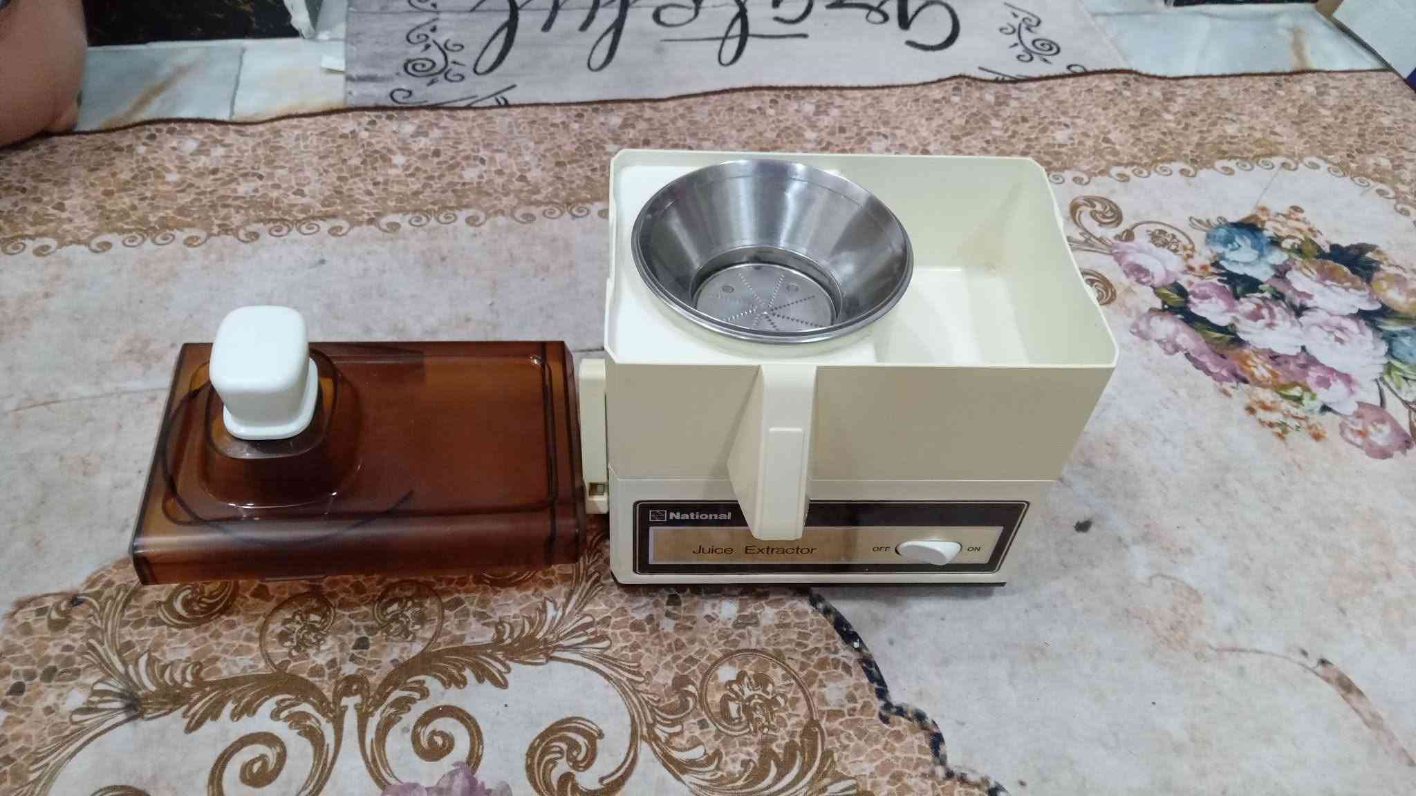 سلام 👋 عليكم 
للبيع معصاره ناشينال اصلي ياباني استيراد المنشأه العام العراقية نضافه عالية جدآ جداً ع وضع شركه ليرغب بل شراء يراسل الصفحة خاص فقط او تصال 
***********
