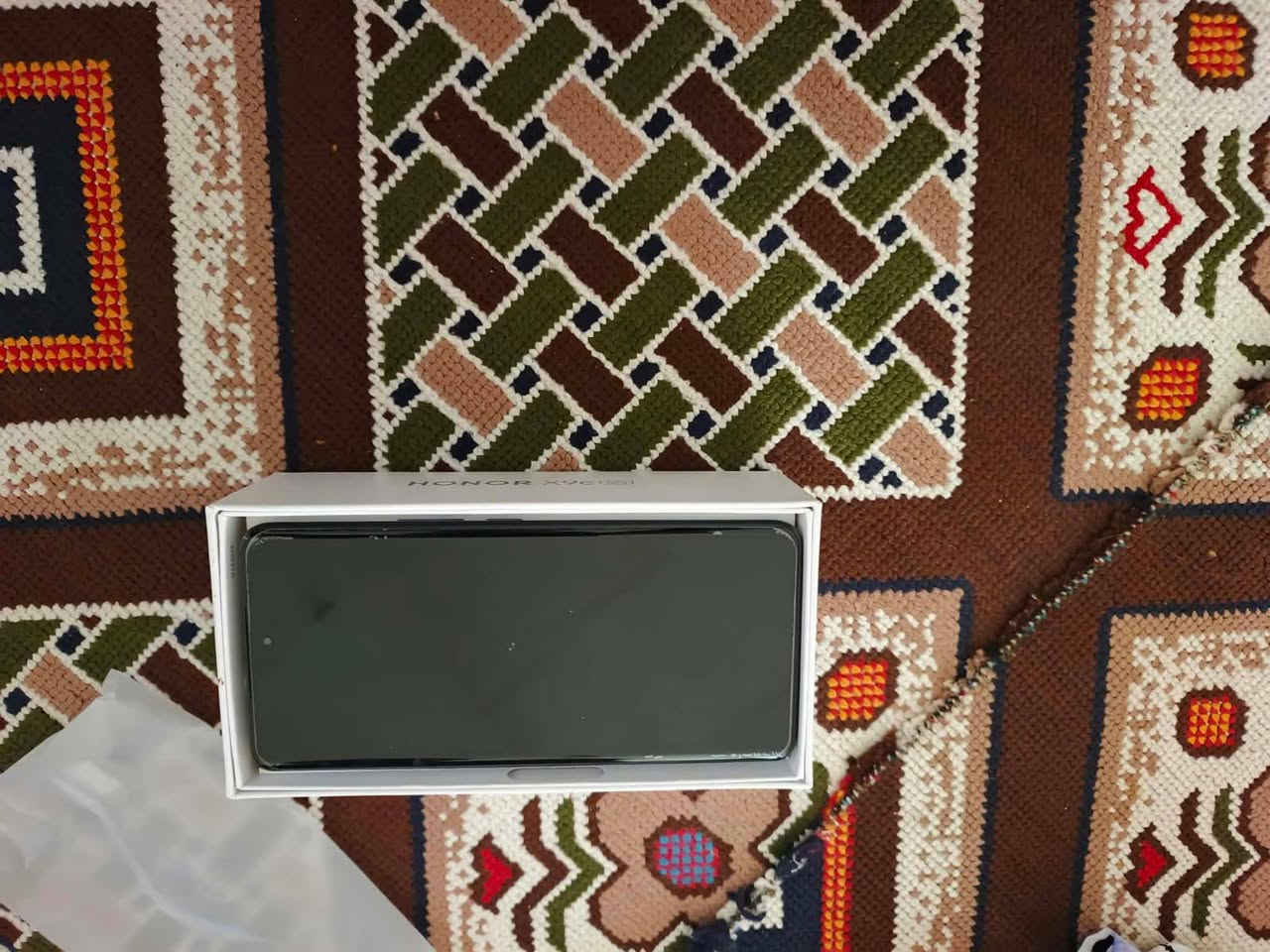 مبايل هونر مستخدم عشر ايام جديد سعر 550 وبي مجال. ***********
