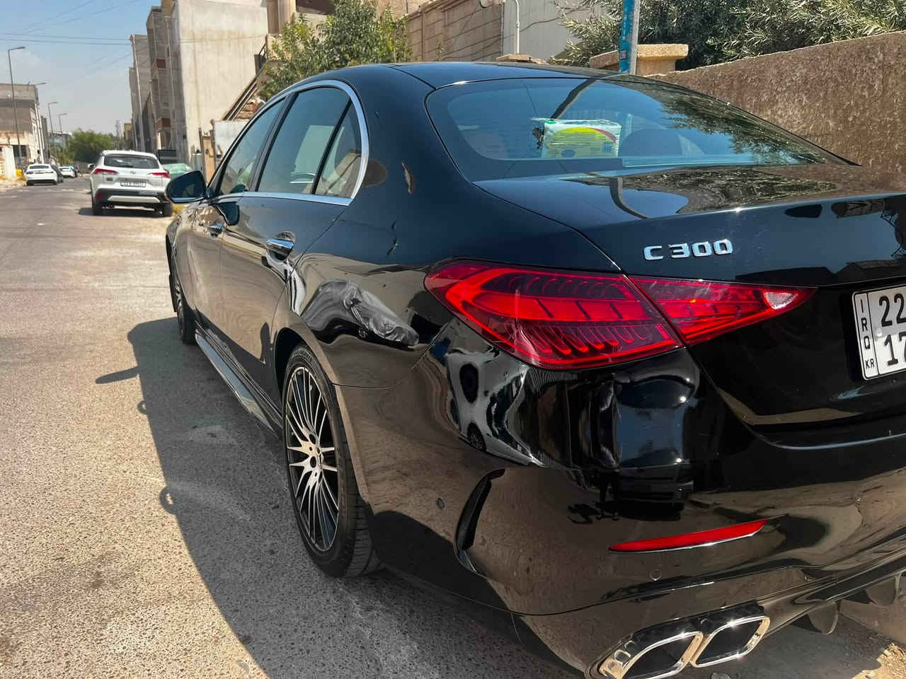 🔥 للبيع | Mercedes-Benz C300 AMG Kit 2023 🔥
سيارة مميزة جداً، تجمع بين الفخامة والأداء الرياضي، بحالة ممتازة وجاهزة للاستخدام.

▪️ موديل: 2023
▪️ وارد أمريكي
▪️ الممشى: 38,000 كم فقط
▪️ اللون الخارجي: أسود
▪️ اللون الداخلي: جلد مشمشي فاخر
▪️ محرك 2.0 تيربو + هايبرد خفيف (48V) بقوة 255 حصان
▪️ قير أوتوماتيك 9 سرعات
▪️ دفع رباعي (4MATIC)
▪️ كت AMG كامل (داخلي وخارجي)
▪️ بانوراما
▪️ فول أوبشن
▪️ شاشة عدادات ديجيتال + شاشة وسطية كبيرة
▪️ إضاءة داخلية Ambient متعددة الألوان
▪️ نظام صوت Burmester
▪️ كاميرا 360°
▪️ حساسات أمامية وخلفية
▪️ Apple CarPlay وAndroid Auto
▪️ مقاعد جلد كهربائية مع ميموري
▪️ إنارة LED ورنكات AMG

✅ سيارة نظيفة جداً ومعتنى بيها، جاهزة للاستخدام ولا تحتاج أي مصروف.

💰 السعر: 32.000$ 

📍للاستفسار والمعاينة التواصل على الرقم :***********
