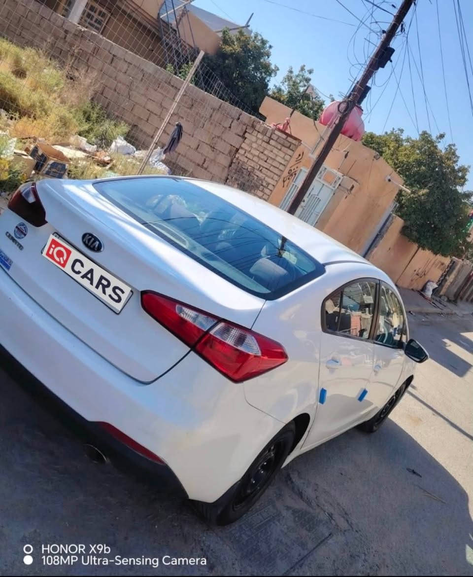 كيا سيراتو ١٤ خليجيه مكفوله الشكل الجديد
رقم اربيل 
بيع او مروسسس
تبريد قطعتين
تحكمات ستيرن 
اشاير بل مري  
مثبت سرعه 
تحكم عن بعد 
منضومه تبريد جديده تخم تاير جدد 
كير مكينه شرط صدر جديد
السعر ١١٠
مكاني بغداد الحريه 
***********
