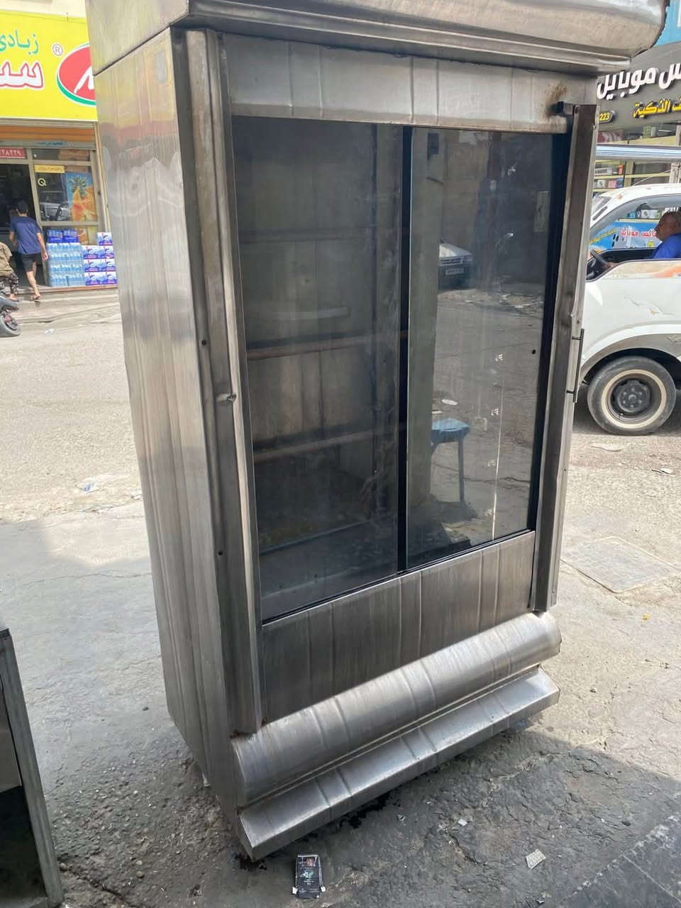 السلام عليكم غراض مطعم لبيع
شوايه دجاج 0-8 السعر 700
مجمده عداد 2 السعر 30
عجانه جديدصفيره السعر 200
فران بيتزه جديد السعر 700
ملاحظه اخوان اني مكلف بلنشر رقم صاحب الغراض *********** بغداد الغزاليه
