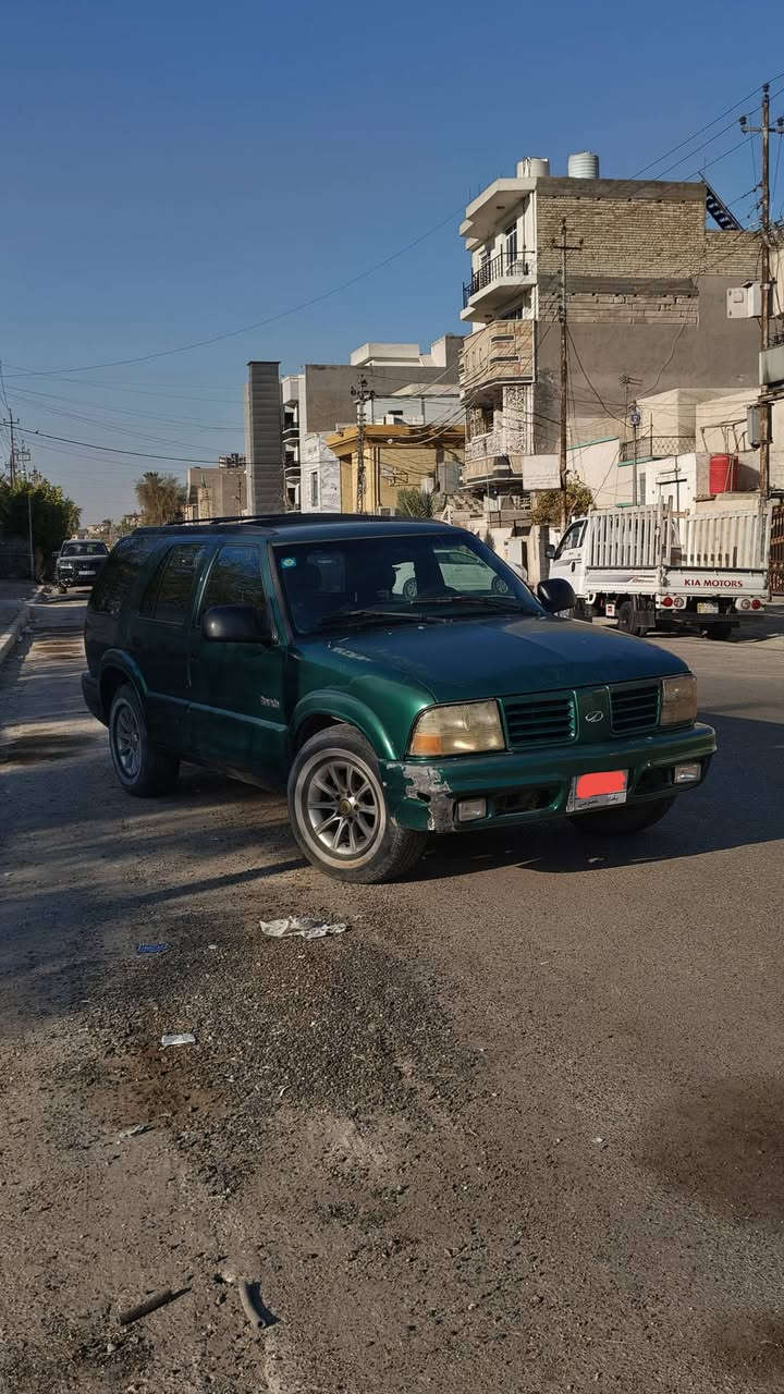 بلايزر • موديل ٢٠٠٠ • مراوس داستر ٢٠١٨