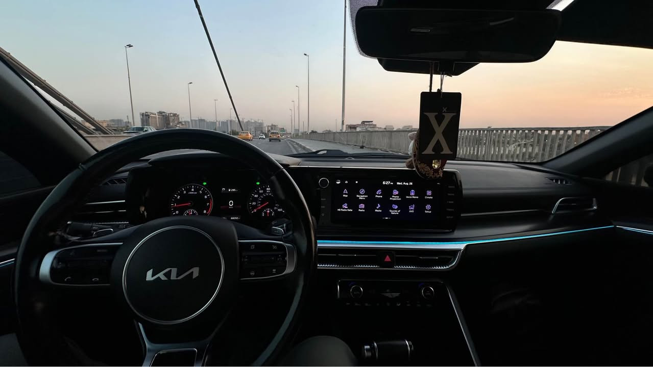السلام عليكم
للبيع k5 
سنة الصنع 2022
الفئة GT
المحرك 2500 توربو
السيارة فول مواصفات يعني كلشي تريده موجود
بانوراما
ابل كار بلي واندرويد اوتو
تبريد وتدفئة مقاعد
شحن لاسلكي
مقاعد كهرباء ومودات 
شاشة جبيرة
تبريد قطعتين
مقاعد جلد لون برتقالي
وبعد مواصفات متخلص 

السيارة ماشيه 43 الف مايل
ملاحظات السيارة كلها مذكوره بالصور والتقرير
الحادث بدون ايرباك
السعر 190$ وبيها مجال بسيط
مكاني الاعظمية
*********** بغداد, العراق
