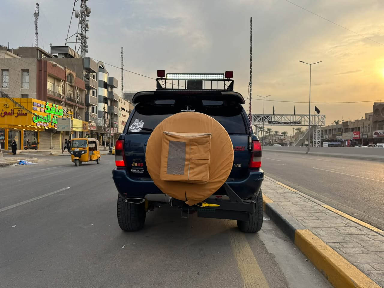 اوفرلاند • V8 ٤٧٠٠ • موديل ٢٠٠٠