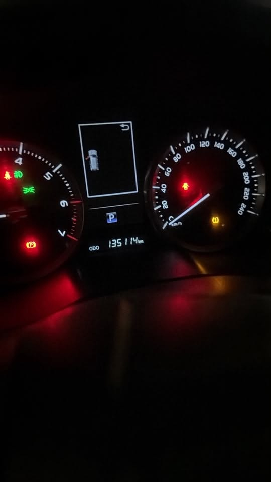 السلام عليكم 
للبيع لاندكروز 
الموديل 2020
كراند تورنك وكالة SAS
سعئة المحرك 4000 V6
ماشية 135 الف 
مكفولة كفالة عامة 
مكان السيارة بغداد 
رقم بغداد تحويل مباشر 
السعر 51 الف دولار وبيها مجال 

للاستفسار اكثر ‭***********‬
