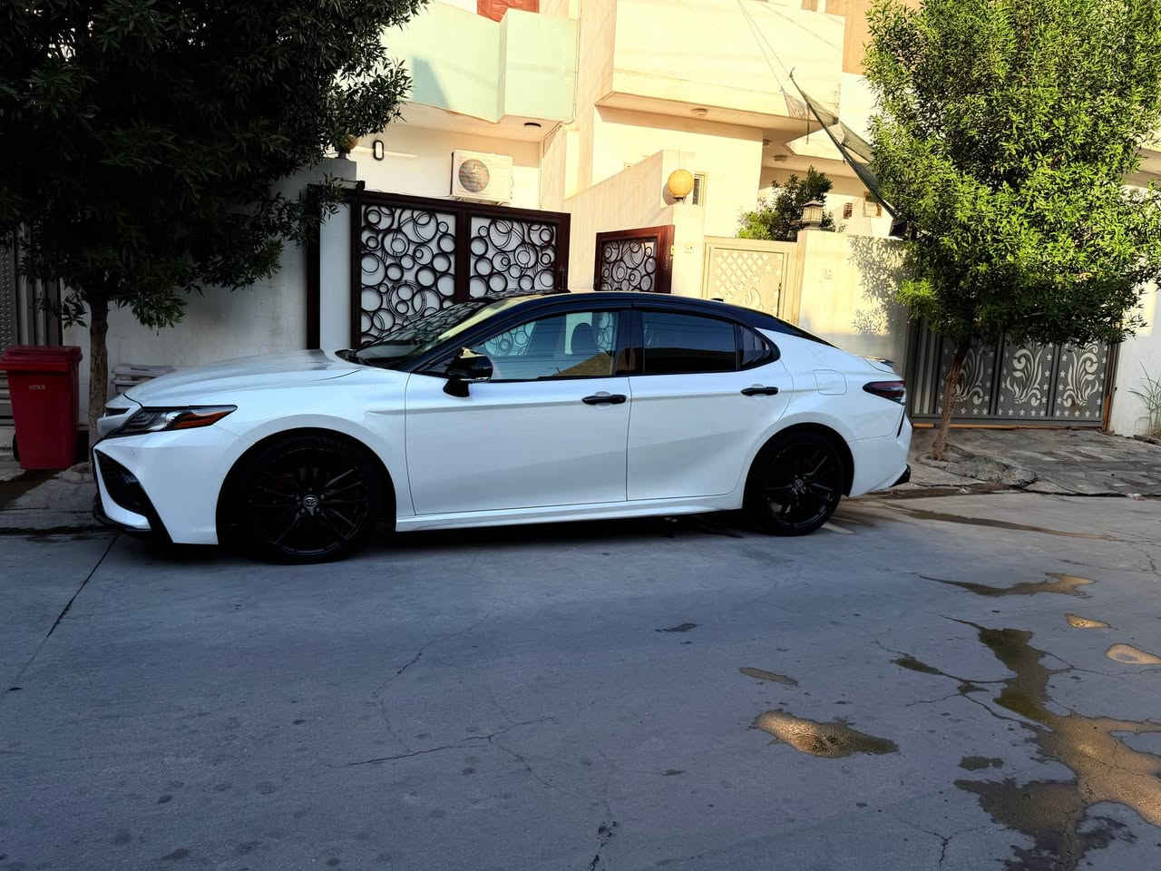 السلام وعليكم 
كامري xse 2024
الموصفات..
سته سلندر
بانوراما
داخل احمر
كشن حار بارد كهرباء وخزن 
داتاشو
كامرة ٣٦٠ درجة
رادار ٣٦٠ درجة
شاشة جبيرة
سماعات jbl
كير محرك شرط
ماشية ٤٨ الف
رقم الشاصي 4T1KZ1AK4RU091733
سنوية ورقم جديد شرط التحويل
سيارة بدون صبغ بي بارد بجاملغ الامامي 
سعرها ٢٧٥ وبي مجال للطيبين
رقمي ***********
مكان كركوك كركوك, العراق
