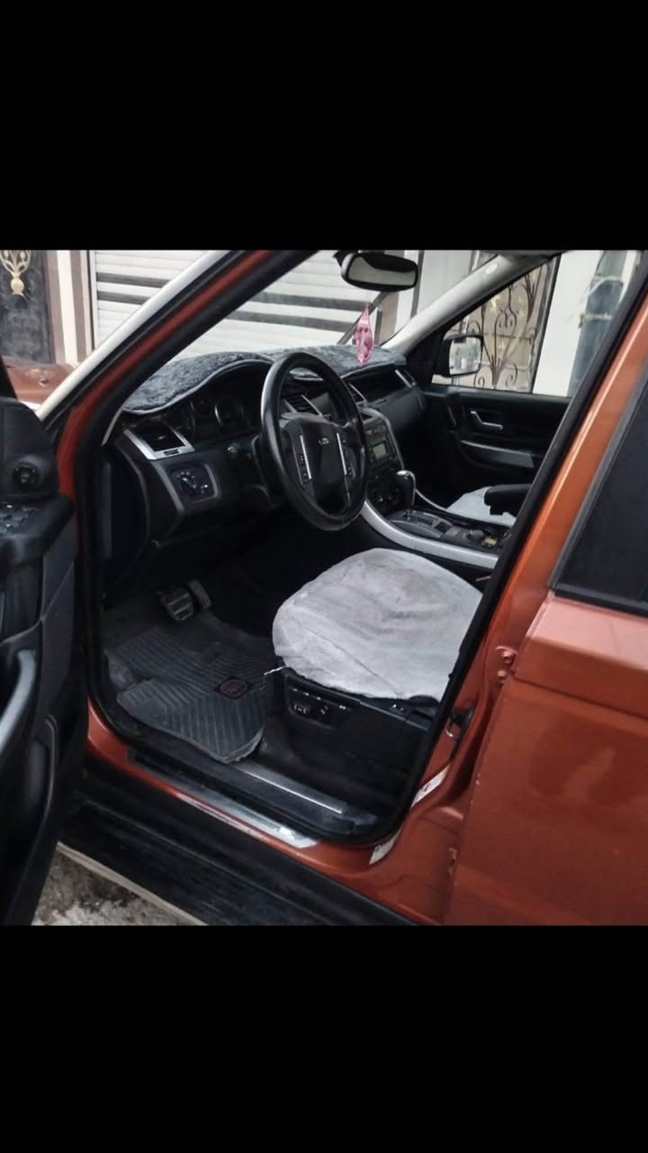 سلاوی خوای گەورە لە برايان Rangrover sport 2009 pshty krawata 2013 مەکینە 8 پستۆنی سوپەرچارج رەنگێکی جوانو مەرخوب لئدرانی نیە کۆدی مروری بۆ کراوە سلایت گوشن کارەبای سەیارەکە پاک ماوەتەوە بئ مەسروفە چووپەکانی سابت کراوە سەیارەکە بئ حەیبە گئرو مەکینە بەشەرت بۆ فرۆشتن یان گۆرینەوە بە شتێک بە دڵم بێ Singapore
