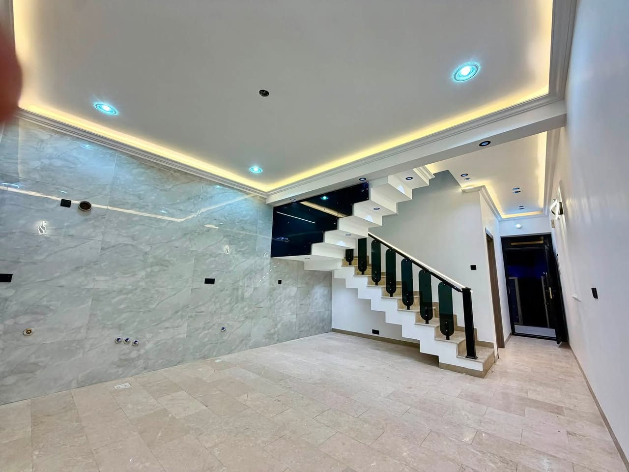 مشتملات للبيع تون 🏠
مساحة كل مشتمل 100 متر
محتويات: 3 نوم، صحيات عدد 2 🛏️
حي الجهاد الطائي، مقابيل مجمع النسيم 📍
بناء حديث 2026 ✨ غير مسكون وجاهز للسكن
الاستفسار: *********** 📞
مكتب العدل العقار
باقي العروض 👇
https://t.me/mmeeaaii/2023
