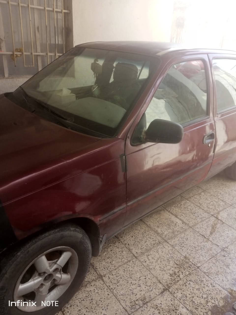عاطلة • گشر نظيف • ١٩٩٤