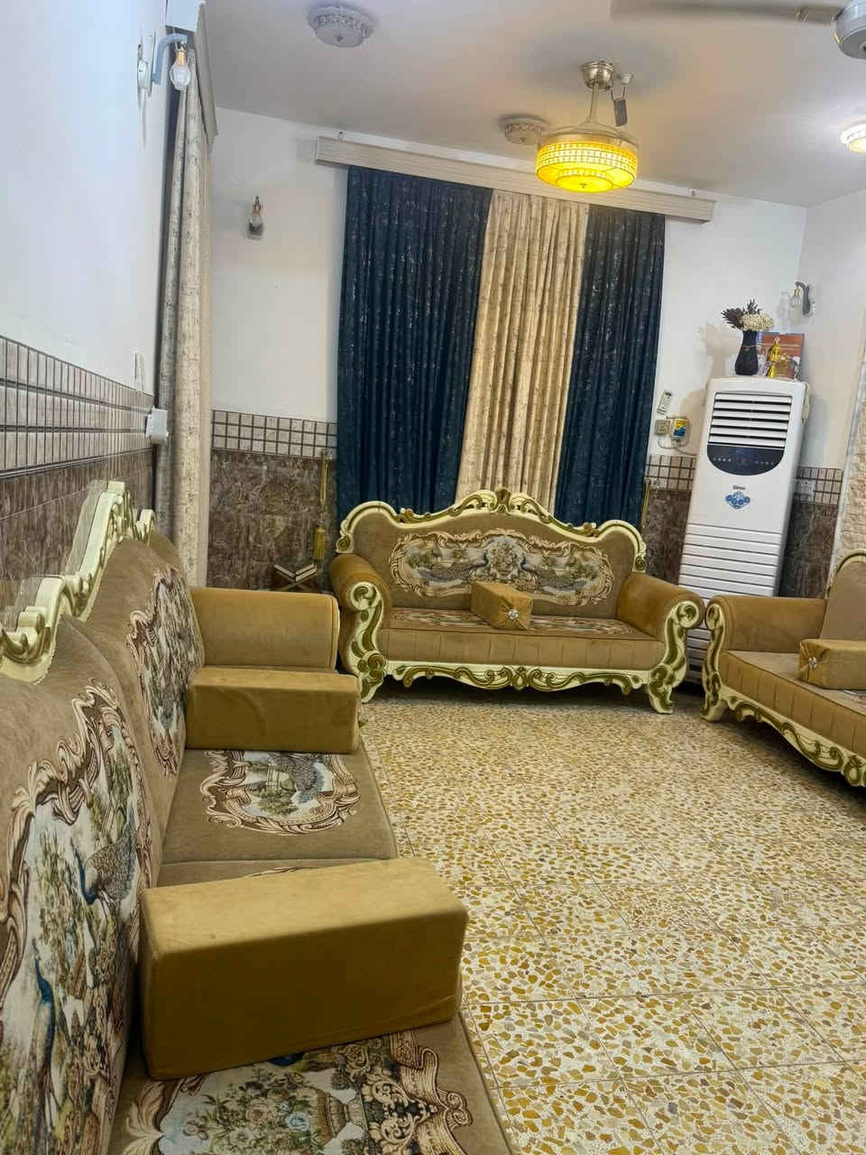 تخم ثقيل أنطيك بي ضمان ١٠٠ سنة 
***********
