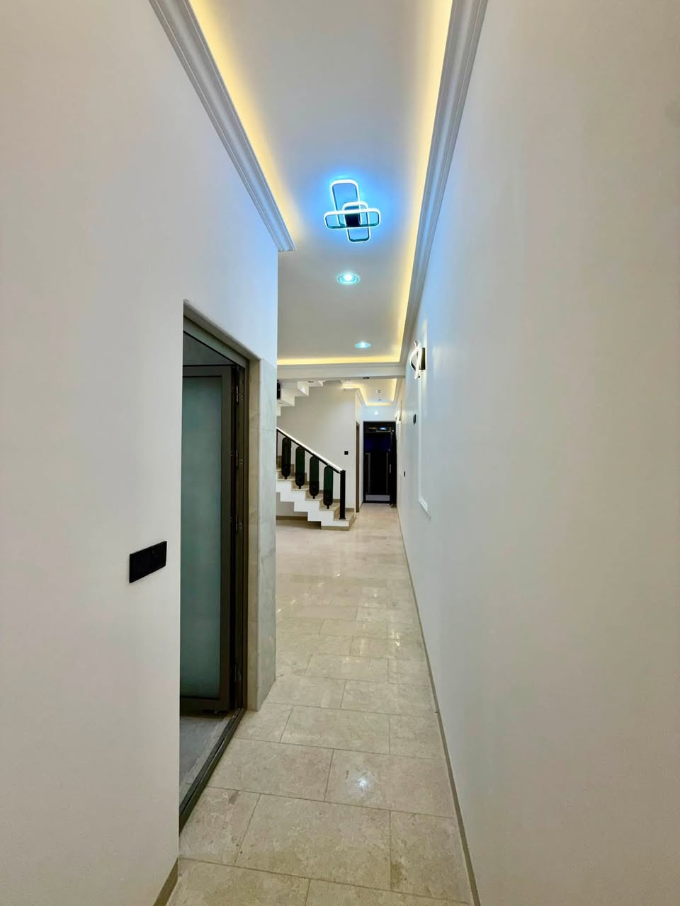 مشتملات للبيع تون 🏠
مساحة كل مشتمل 100 متر
محتويات: 3 نوم، صحيات عدد 2 🛏️
حي الجهاد الطائي، مقابيل مجمع النسيم 📍
بناء حديث 2026 ✨ غير مسكون وجاهز للسكن
الاستفسار: *********** 📞
مكتب العدل العقار
باقي العروض 👇
https://t.me/mmeeaaii/2023
