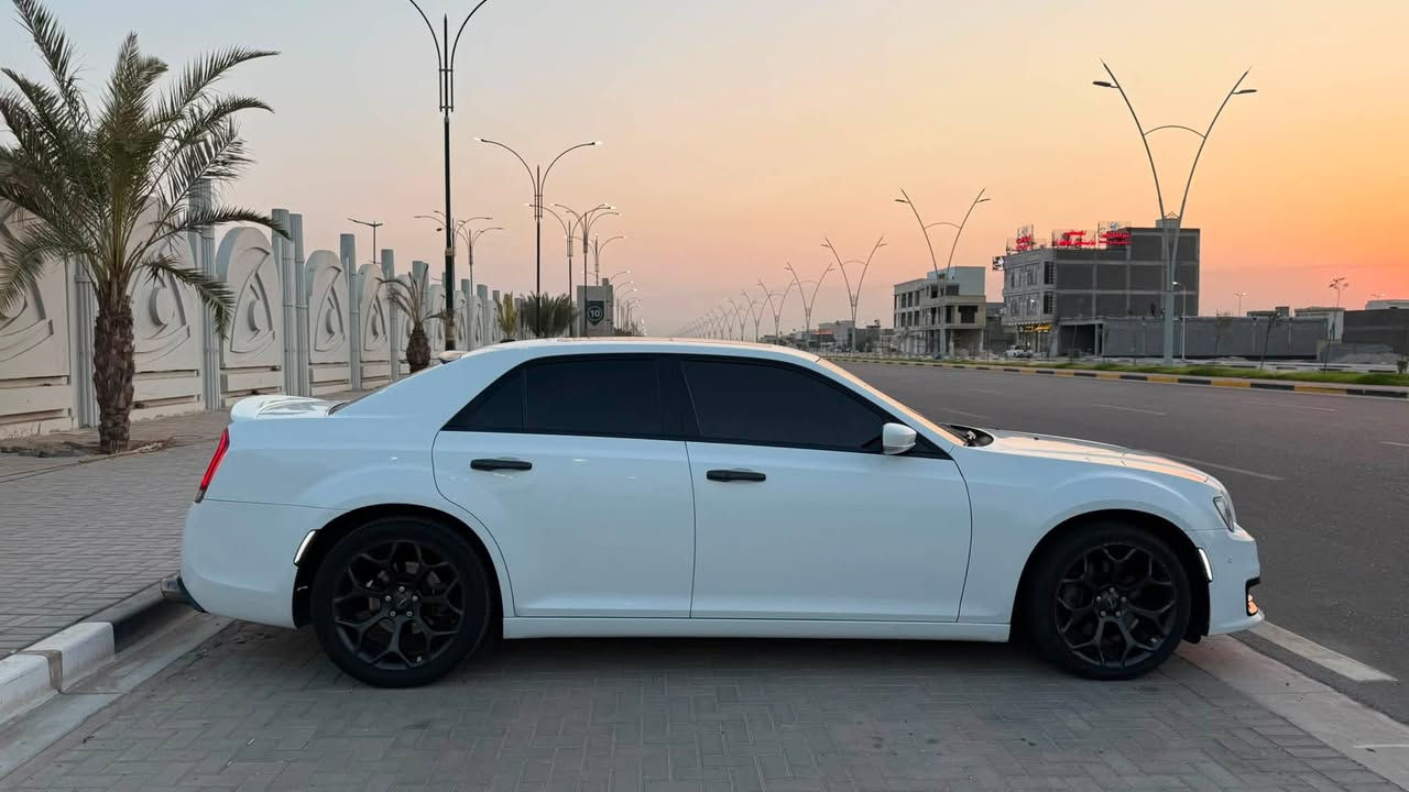 كرايسلر اوباما   — Chrysler Obama
‏‎‏‎وارد خليجي
‏‎‏‎الموديل           — 2020
فئة.                 — 300s
حجم المكينه   — 5700/ V8
‏‎‏‎اللون               — ابيض
‏‎‏‎المسافه المقطوعه —90000mi
تخم تاير جديد
صدر امامي خلفي جديد
ادامه كامله
‏‎‏‎المواصفات
-بانورما
‏‎‏‎- بصمة تشغيل
‏‎‏‎- بصمة أبواب
‏‎‏‎-تشغيل عن بعد
‏‎‏‎-ترحيب عند الاقتراب
‏‎‏‎-كشنات جلد ابيض ملكي
-كشنات تدفئة تبريد الامامي خلفي تدفئة
گير ماوس
-حساس امامي خلفي
‏‎-تدفئة ستيرن
‏‎‏‎- ستيرن بحركه كهربائيه
ليد نهاري
‏‎‏‎-كراسي  بحركة كهربائيه
-دوسة البريك و البانزين متحركة كهربائياً
‏‎‏‎-تحكم ستيرن جهتين
‏‎‏‎-تثبيت سرعه
‏‎‏‎-مانع انزلاق
‏‎‏‎-كامره خلفيه
-بردة خلفية
‏‎‏‎
-الضوء متحرك مع الستيرن
باقي المواصفات المعروفه
-التعديل دعامية srt
-كزوز ينفتح و ينقفل
-وسطيات هلكات
-لايت متغير (عين الشيطان)
برمجة عبود عبقرينو
الحادث موضح بلفديو
للاستفسار
***********
