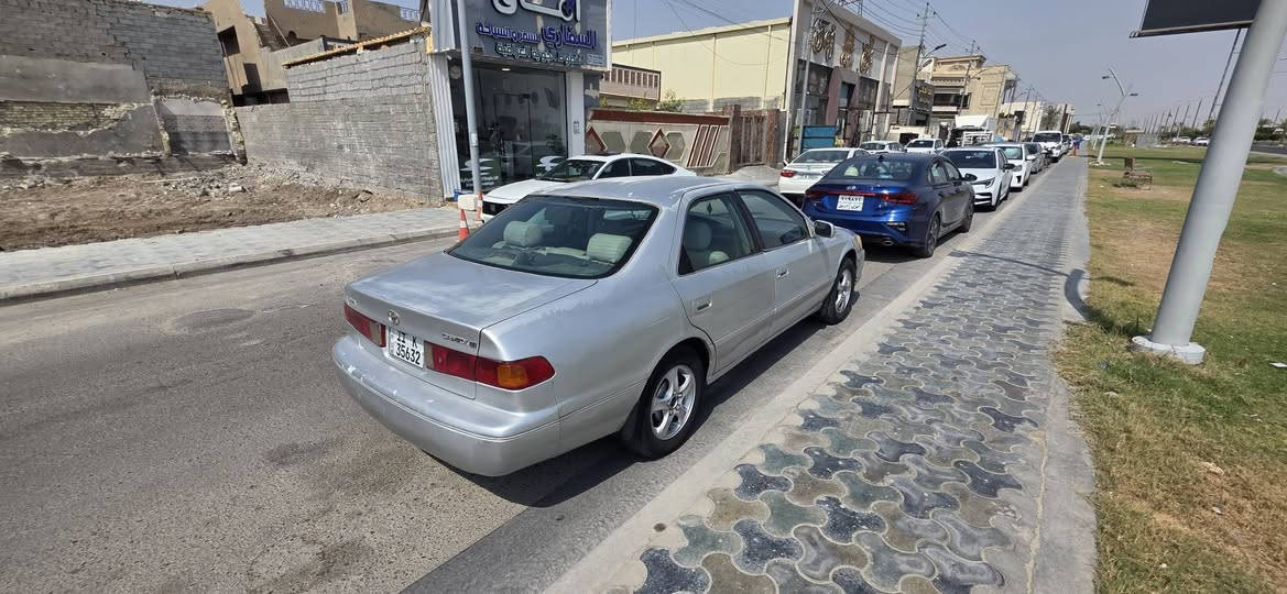كامري 2000رقم بغداد بسمي تحويل ثاني يوم كير محرك كفاله تخم تاير صدر جديد اربع جام كهرباء محرك ابو الكف 
سياره جارده بدون ضربه قويه تبريد ثلج سياره جاهزه 
العنون فلوجه 
السعر 65 وبيه مجال 
***********
للبيع فقط اعتذر عن المراوس
