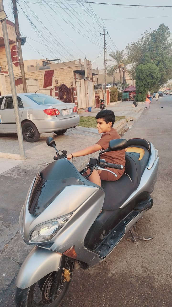 فورزا 0/ 9 دراجه كفاله مكينه مكفوهه
باتري جديد طستهه تخبل كفراتههه اصليه بيع فقط
سعر 850 مكاني بغداد شراي خابر وخادم كللله شغال
*********** ملاحضه قبق البانزين بصندوك
