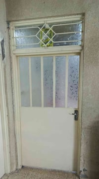 باب مطبخ • حديد ثقيل • نظيف ١٠٠٪