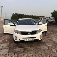 سورنتو 2015 خليجي  مكفولة من الصبغ والتبديل والبارد  عداد 332 الف  تاي...