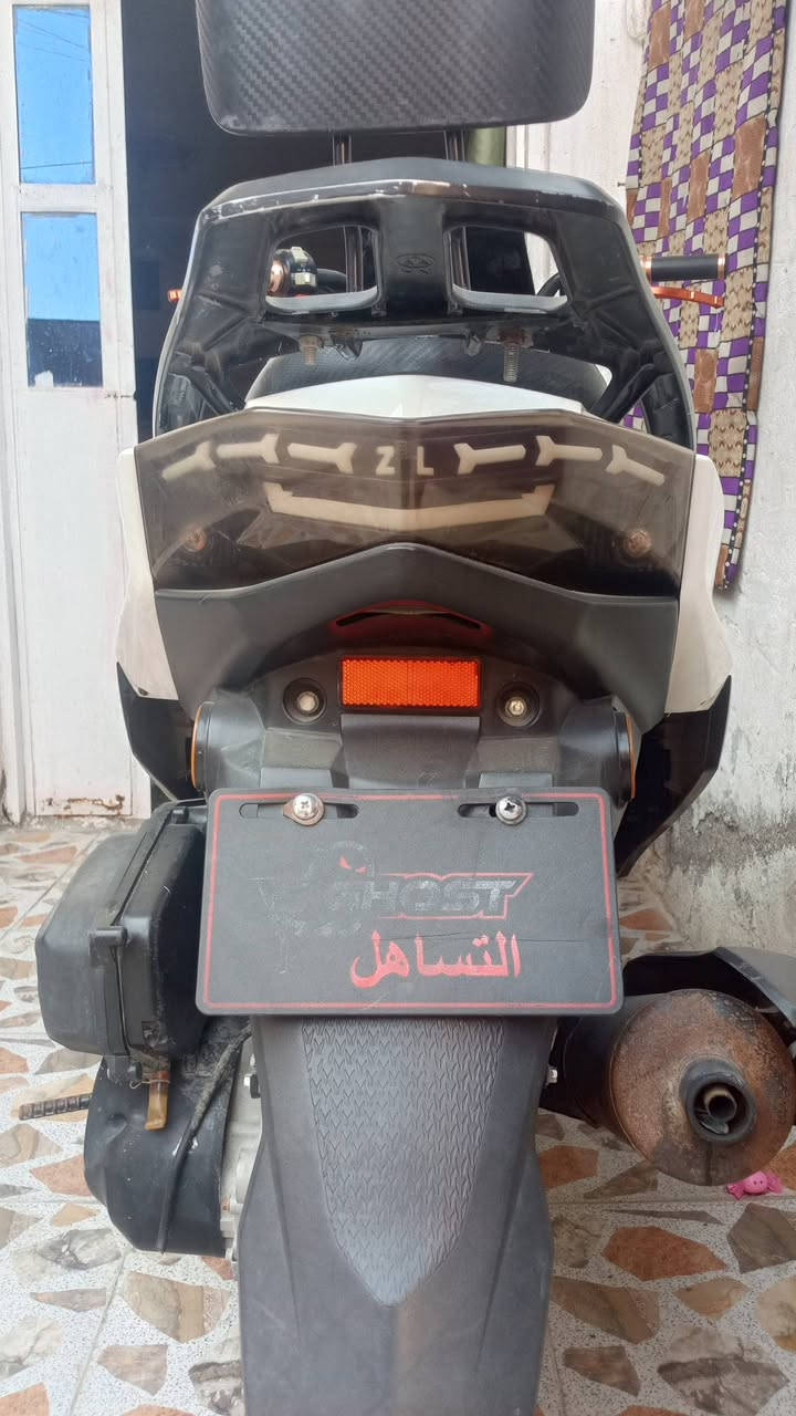 دراجة للبيع موديل ٢٠٢٤محركها كايم وبعد بيها شغلات بسيطة همينة يعني يرادلها ترتيب بسيط السعر المطلوب ٤٠٠ ألف وبيها مجال مراسلة الصفحة أو الأتصال على الرقم ***********
