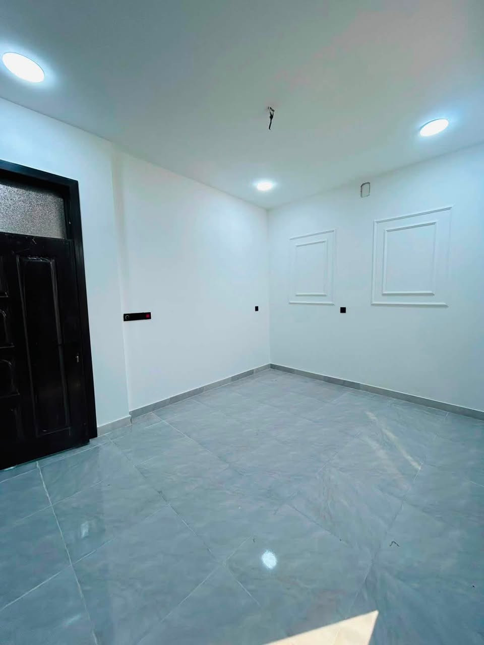 🏠#للبيع_بيت_50متر واجهيه 5متر نزال 10متر
🏗️بناء طابقين وبيتونه 

📍العنوان #بغداد_الدور_البوعيثه
⬅️مجمع العيثاوي

🔹يحتوي البيت على؛
✅غرف منام 2
✅ستقبال-
✅مطبخ-
✅مجمع صحيات 1

🔴 ملاحضه البيت جاهز للسكن ✨ 

🔹نوع العقار طابو زراعي سند 25 اقرار محكمه

🔴السعر 89""مليون 

🔹البيت واضح بصور للاستفسار خاص او الاتصال على الرقم  
 واتساب ♦️***********♦️
