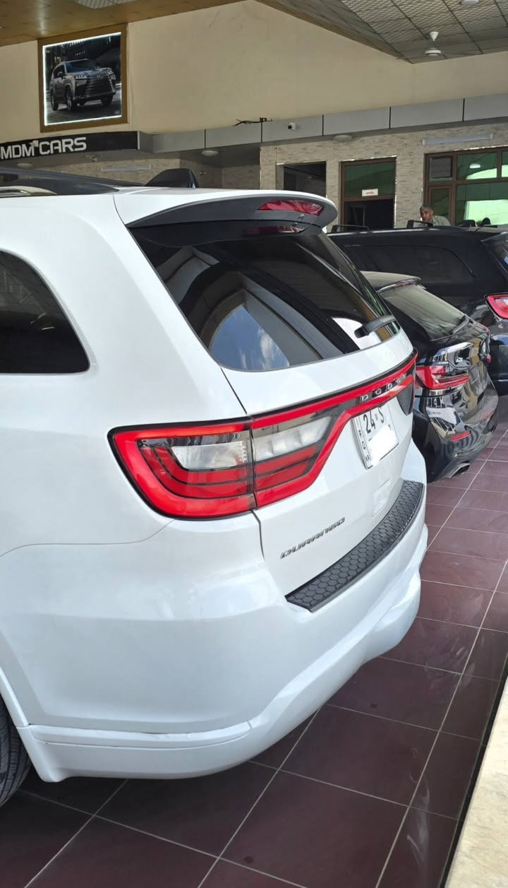 دورنكو 2023
6 سلندر 3.6L
ماشية 50 فقط 
قطعتين تبديل ومكانين بخ 
بجم كبس ✅️

رادار جانبي ( نقطة عمياء )
لايتات LED بالكامل مع إشارة LED
كشنات تدفئة 
مرايات تعتيم 
شاشة ابل كار بلي واندرويد اوتو 
حساسات خلفية مع وقوف ذاتي 
اوتو ستارت ستوب ( انطفاء ذاتي ) 
وضعيات قيادة سبورت وايكو 

رقم دهوك بأسمي 
رقم وهزة وسنوية كله جديدة 

السيارة جداً نظيفة وبوضع الشركة 

السعر : 268 وبيها مجال 
مكان السيارة دهوك 
***********
***********
اتصال أو واتساب
