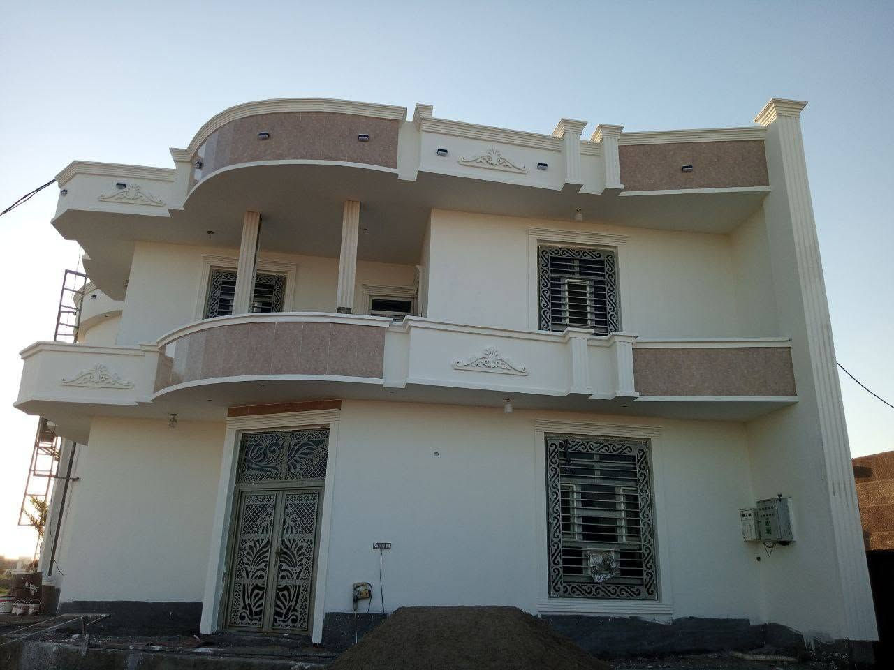 يوجد كادر عمل
لعمل الواجهيات ولبخ وطلس و صبغ المنازل داخل و خارج و جص و بياض و بسعر مناسب 
الاستفسار الاتصال ع الرقم ***********
***********
لسنا الوحيدين لكننا الافضل ان شاء الله/
