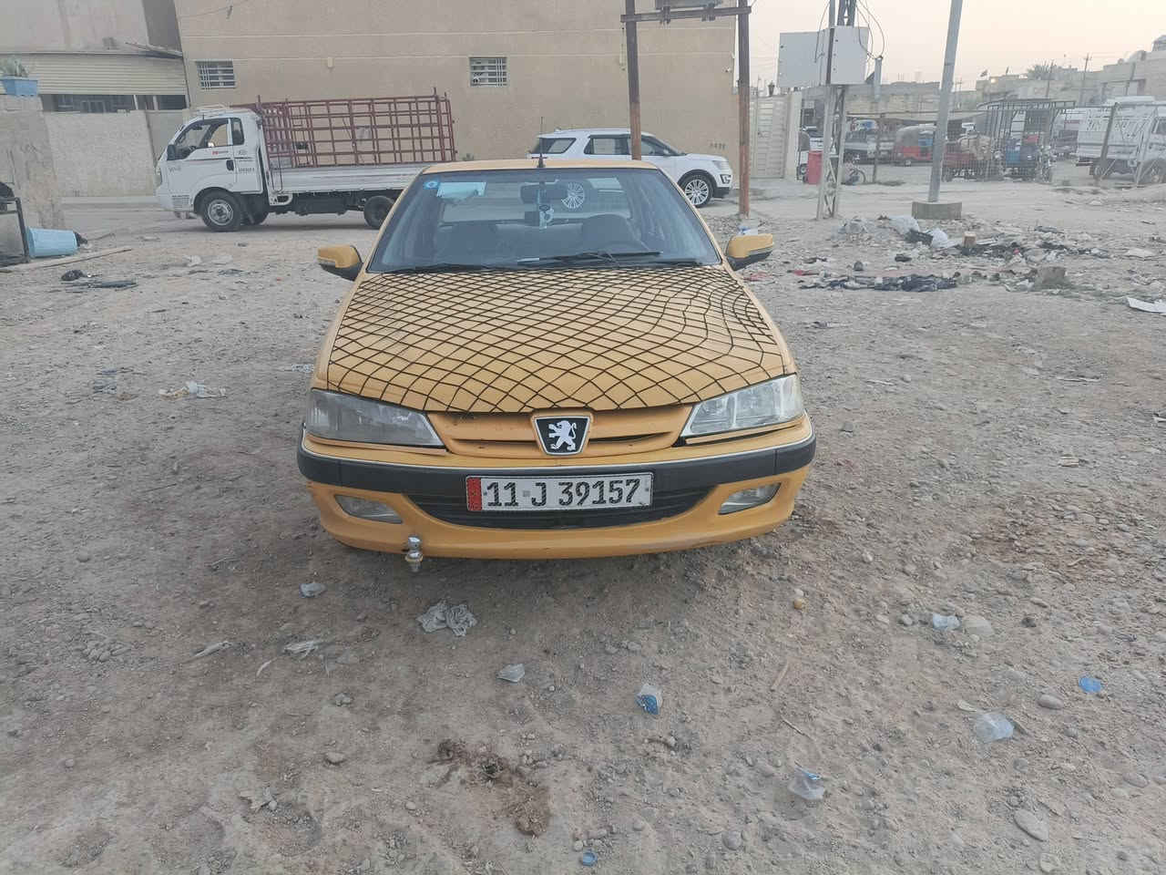 سلام عليكم بيجو بارص كير ومحرك كفلاه سدر 100/100 مصفره هيه وغرمات سعر 37
***********
