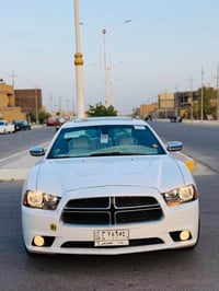 جارجر ٢٠١٤ • ٦ سلندر • فتحة وبصمة